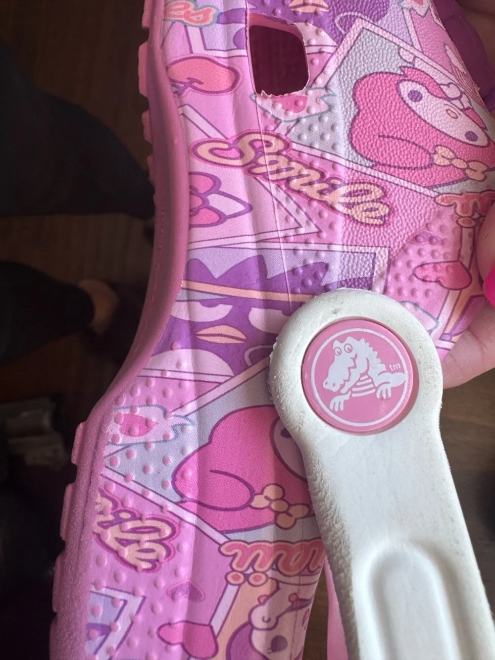 CROCS hello kitty